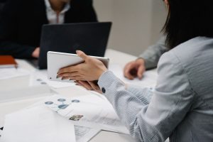 AI pentru business: Transformarea vizitatorilor în clienți - AI Pentru Business: Cum Să Transformi Vizitatorii În Clienți