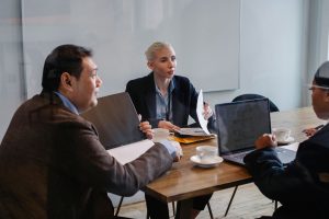 Cum poate inteligența artificială să îmbunătățească serviciile - Cum Poate Inteligența Artificială Să Îmbunătățească Serviciile Online
